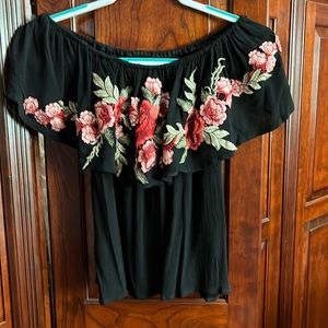 Off the shoulder black/ embroidered flowers Size XL